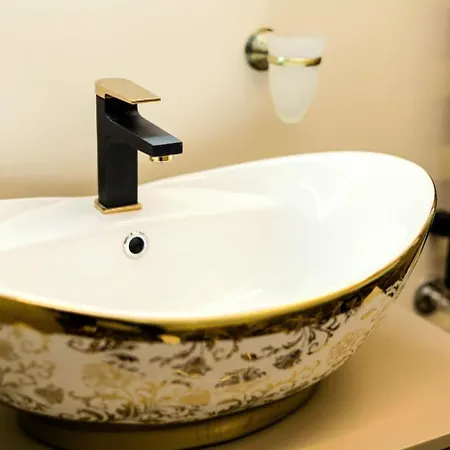 Premium Design, Renovated 2024 Free Parking Appartamento