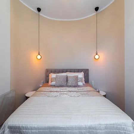 Premium Design, Renovated 2024 Free Parking Apartmán