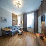 Premium Design, Renovated 2024 Free Parking Riga